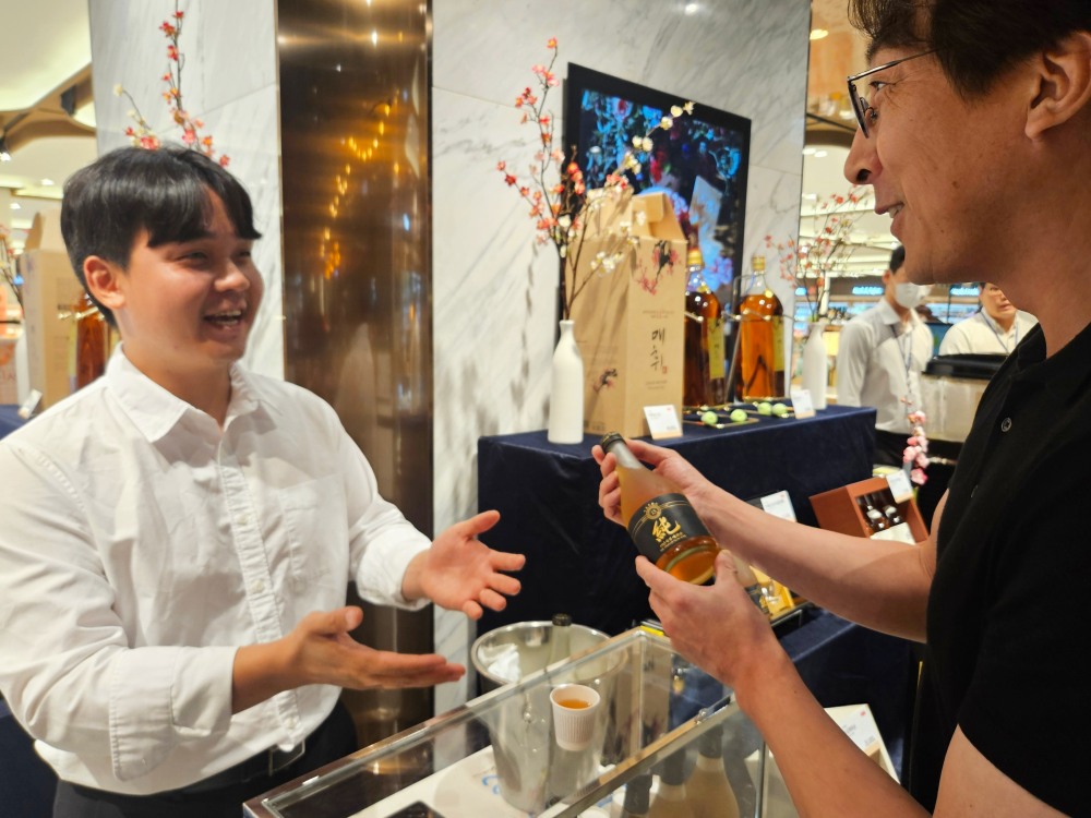 보해양조, 추석 맞이 프리미엄 선물세트 판매… 광주신세계서 시음 행사도