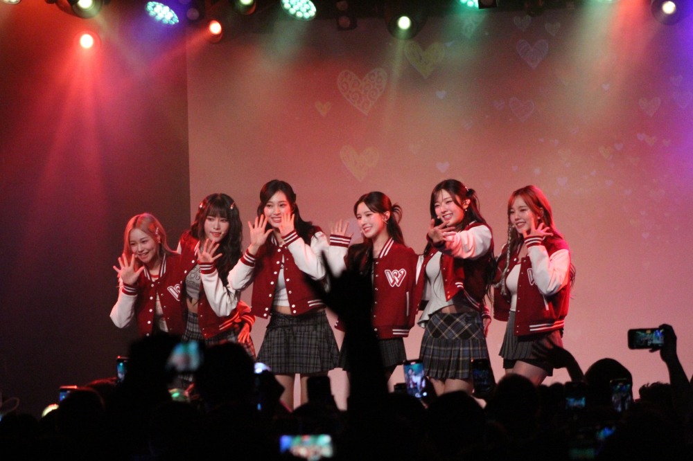 “많은 에너지 받아...무한한 사랑 감사해” 위클리, 데뷔 첫 미주투어 성료…9개 도시 '들썩'