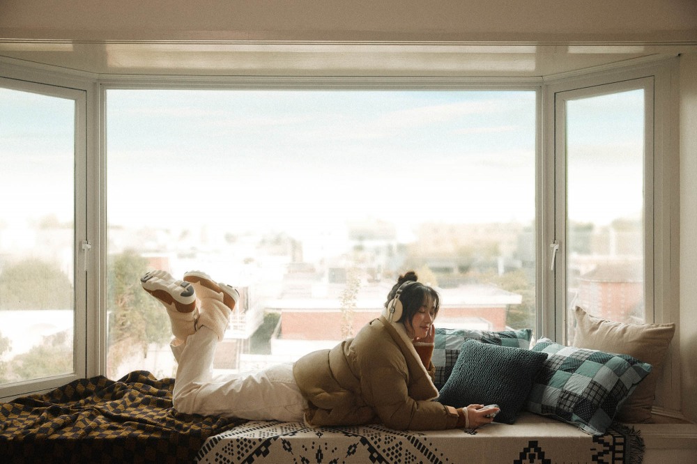 코닥어패럴, 배우 김혜윤 모델 발탁 및 ‘코닥 브라우니 컬렉션’ 화보 공개