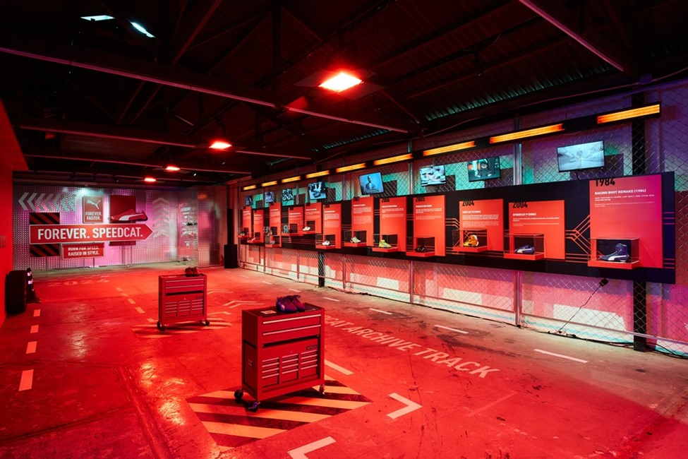 스니커즈 지형 바꾼 푸마 ‘스피드캣’, 로제와 함께 25년에도 질주 예고