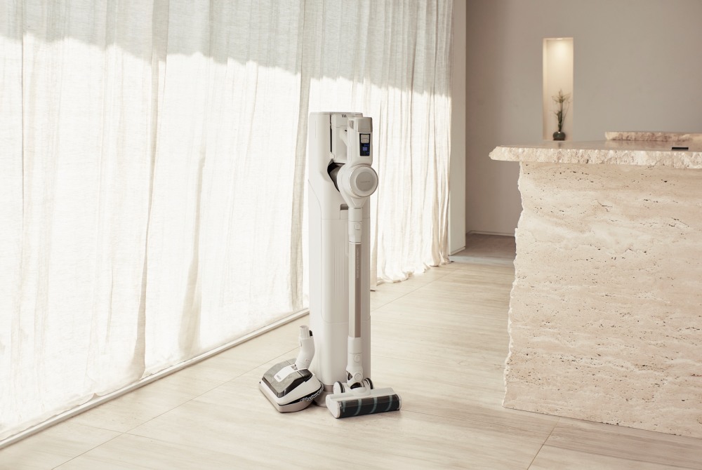 <이미지1=쿠쿠 파워클론 올 클린(제품명: CVC-AEM1410NW)>