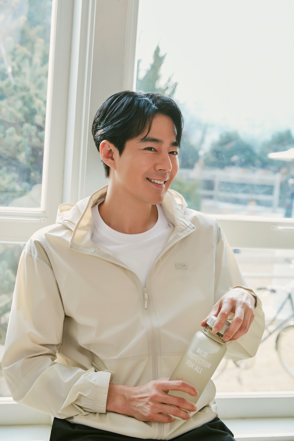 K2, 조인성과 함께한 25SS 아웃도어 화보 공개