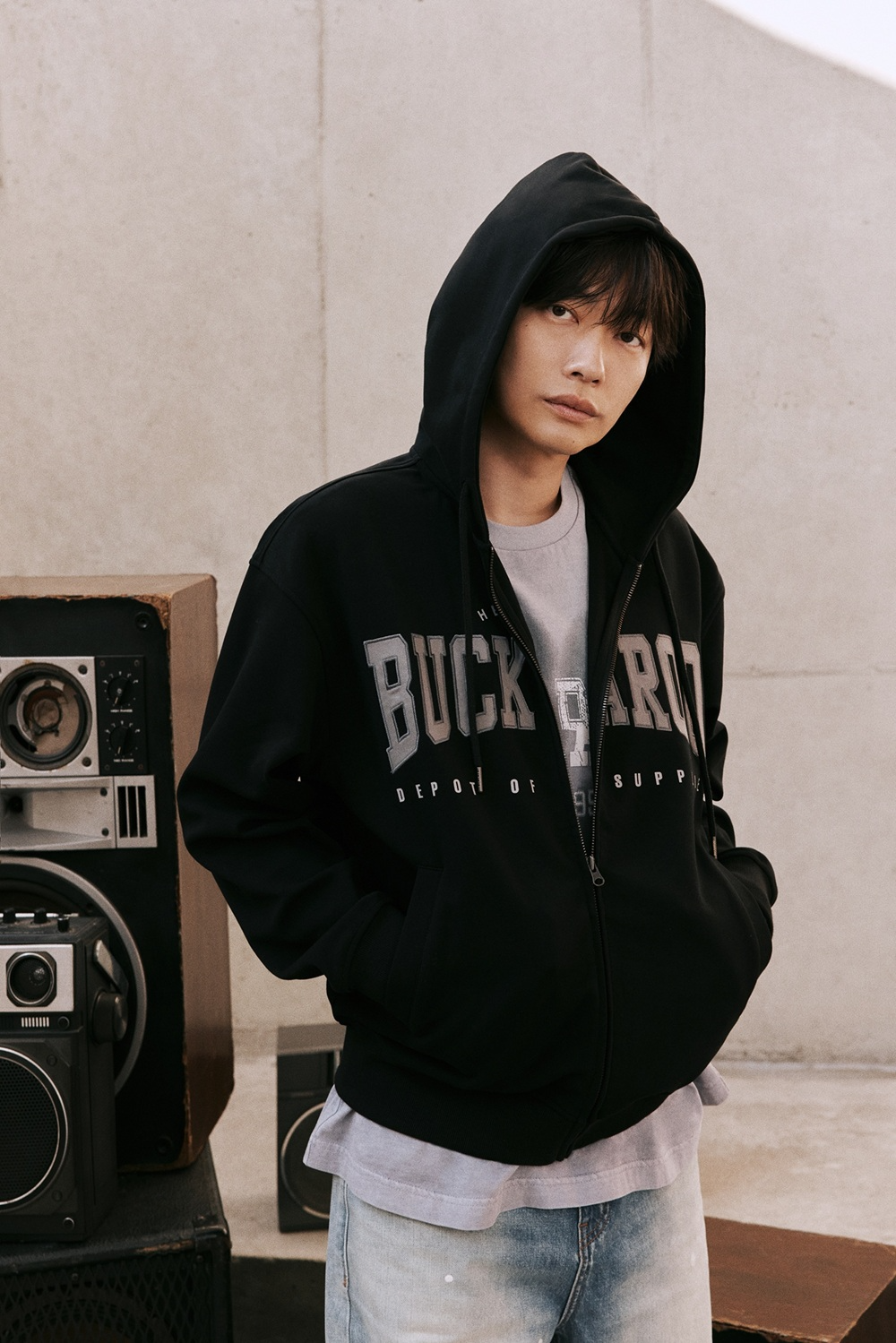 버커루, 배우 이동휘와 함께한 2025 S/S 시즌 캠페인 공개