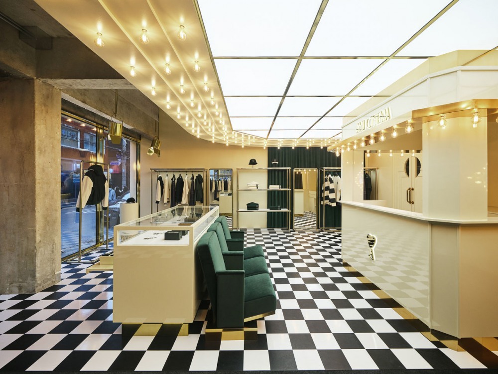 들뜨는 소비심리 사로잡는 성수 아웃도어 패션 팝업 대전