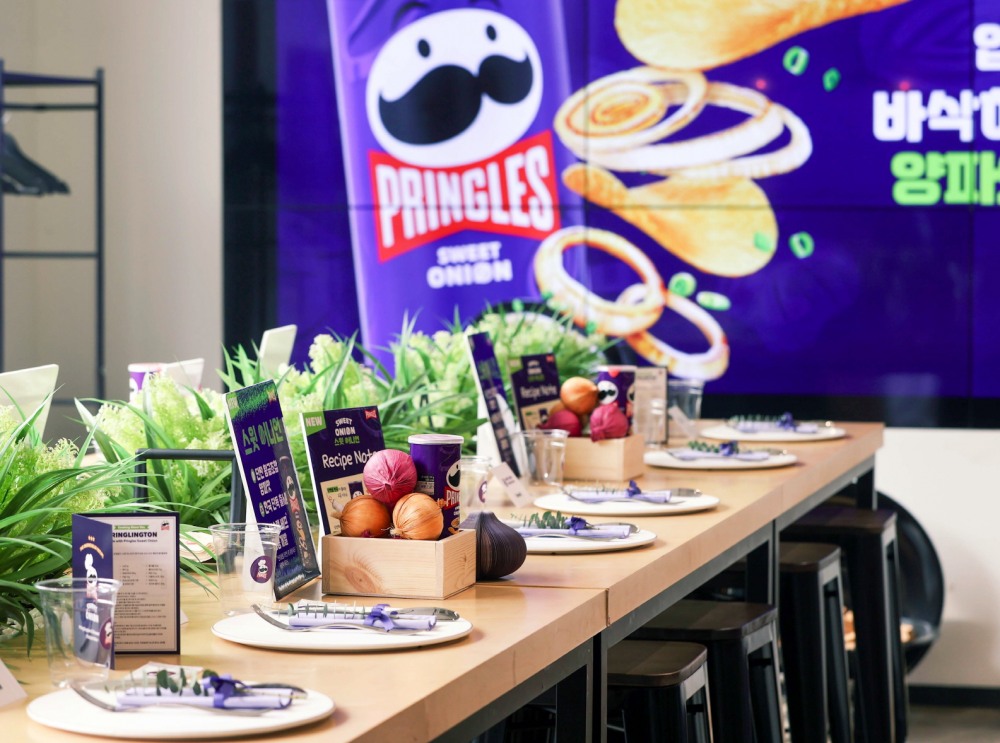 프링글스, 신제품 ‘스윗 어니언’의 깊은 풍미를 요리에 담은 ‘스윗 어니언 쿠킹쇼’ 진행