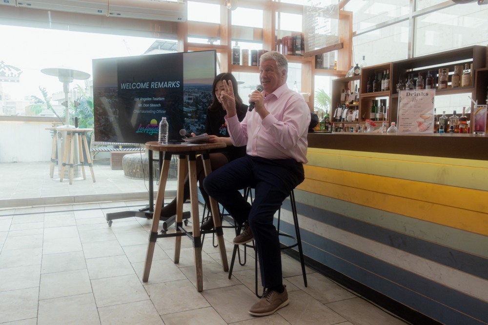 돈 스키오 최고마케팅책임자 & 최지인 과장