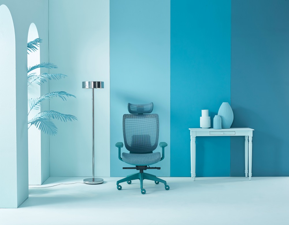 베이셀(bascell)의 튜리파 체어 내추럴 그린 컬러