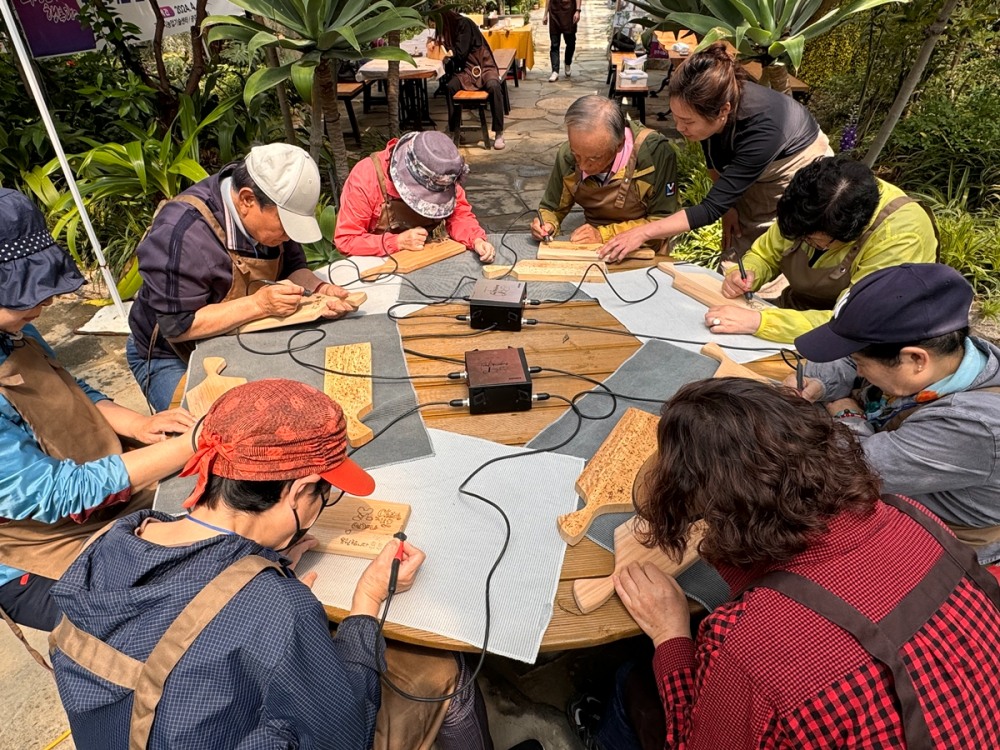 경증 치매 노인 치유농업 프로그램