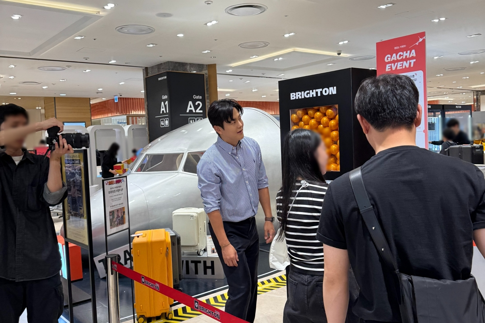 브라이튼 캐리어 팝업스토어, 채코제 방문에 현장 열기 더해…”고객 참여 확산”