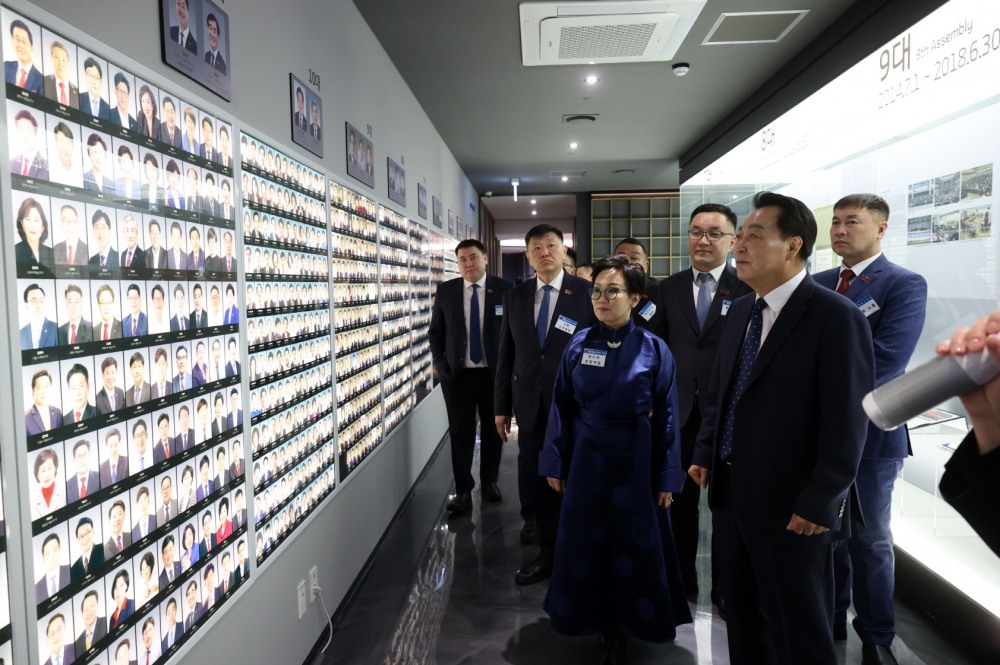 체험형 의정 홍보관 경기마루