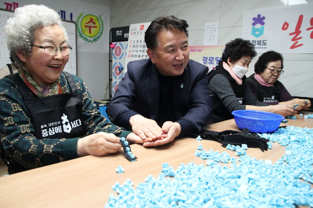 충청북도가 운영중인'일하는 밥퍼 현장'(사진=충북도청 제공)