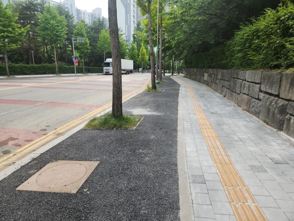 갈곡초 통학로 정비 모습