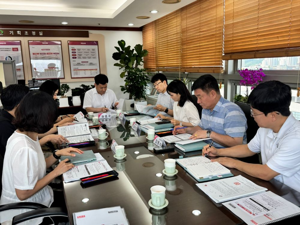 천안시가 8일 시청 기획조정실장실에서‘국정과제 대응 TF 2차 실무회의'를 개최했다.