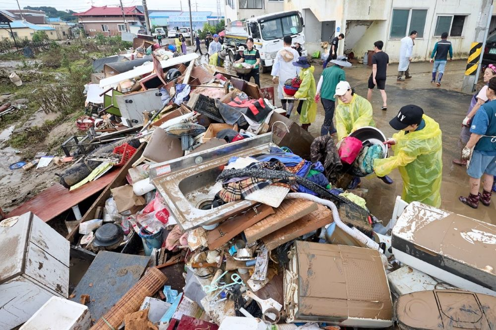 아산시 집중호우로 인한 수해 폐기물 처리현장 사진(아산시청 제공)