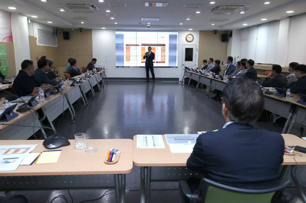 간부공무원 대상 AI 산업 특별강연