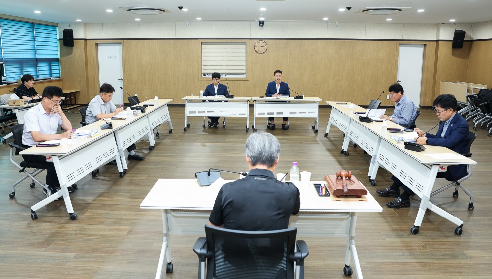 의왕시의회 의원연구단체 운영심의위원회