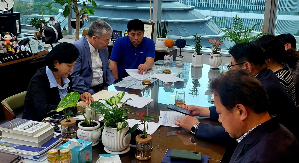 정윤경 경기도의회 부의장, 장애인정보화협회와 간담회