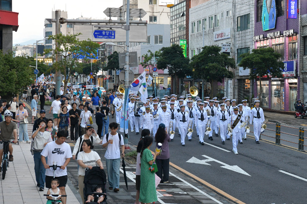 제주의 바람, 금빛 선율로 물들이다