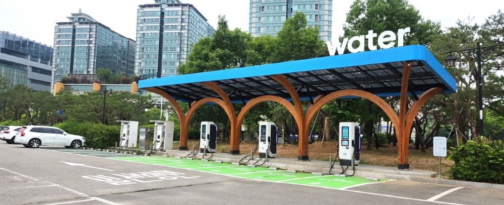 고양시 호수공원 제3주차장 급속 전기차 충전소 (고양시 제공)