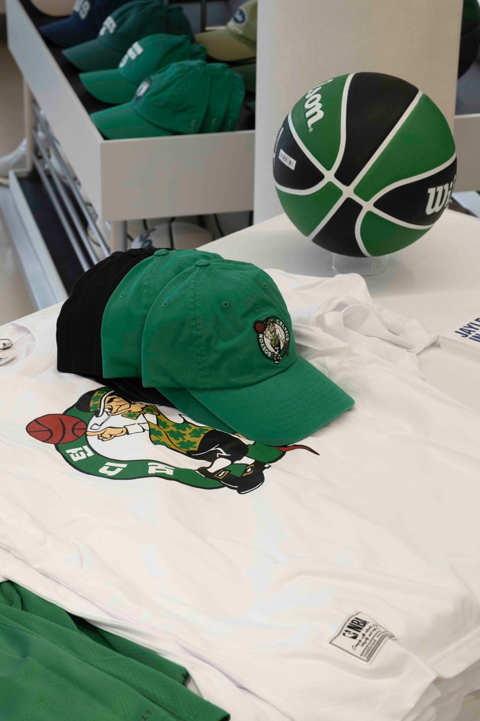 한세엠케이 NBA, 서울 플래그십 스토어서 열린 제일런 브라운 팬밋업.