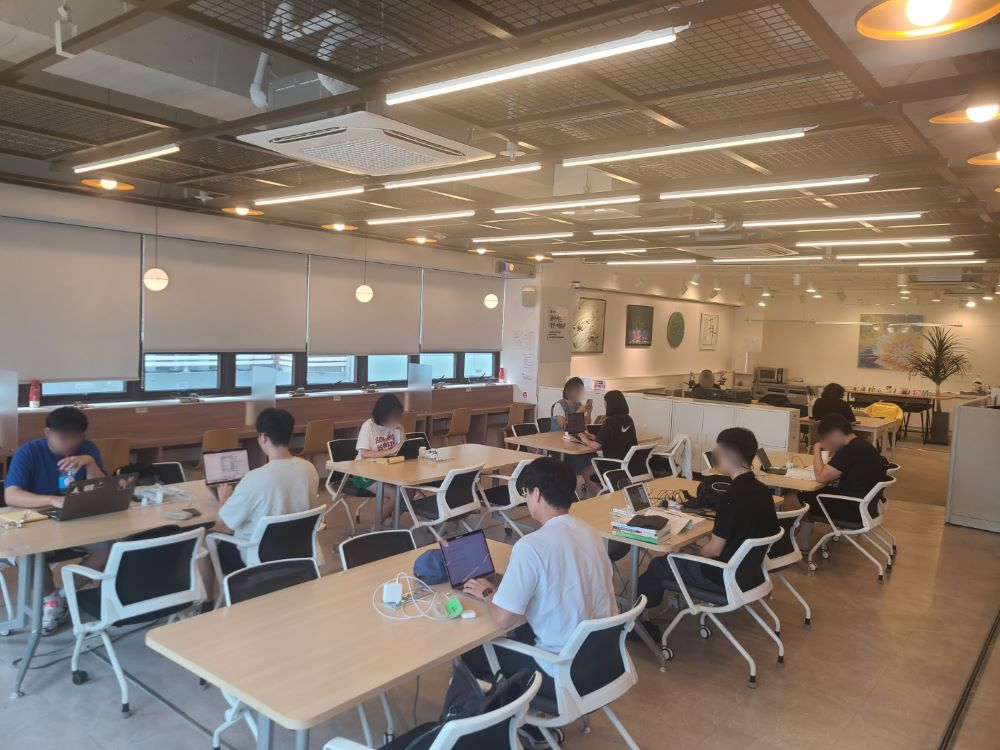 김포시 청년지원센터 내부사진(김포시청 제공)