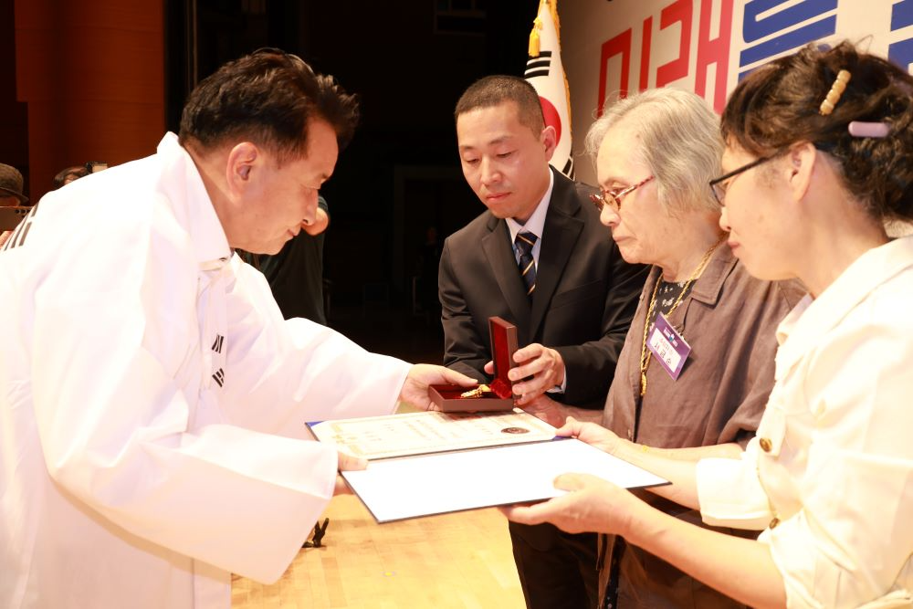 충북도 김영환 지사, "충북의 새로운시대를 여는 독립군이 될터"