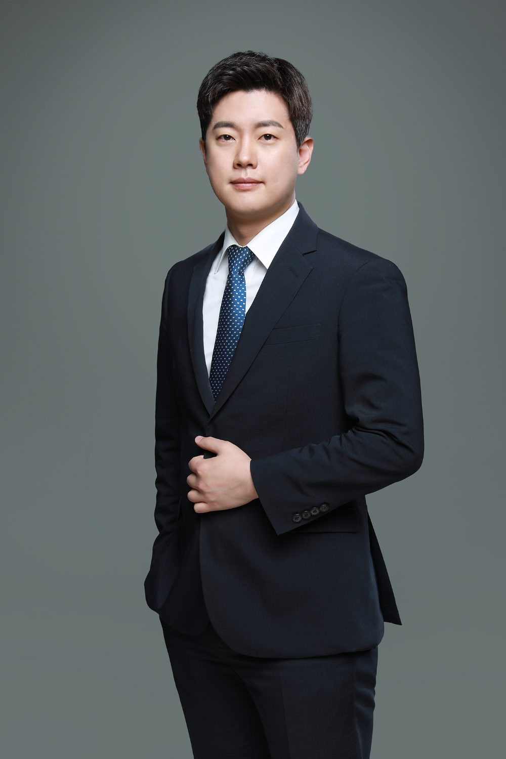 지하철 성범죄 피의자, 여성변호사 조력으로 방어 전략 모색