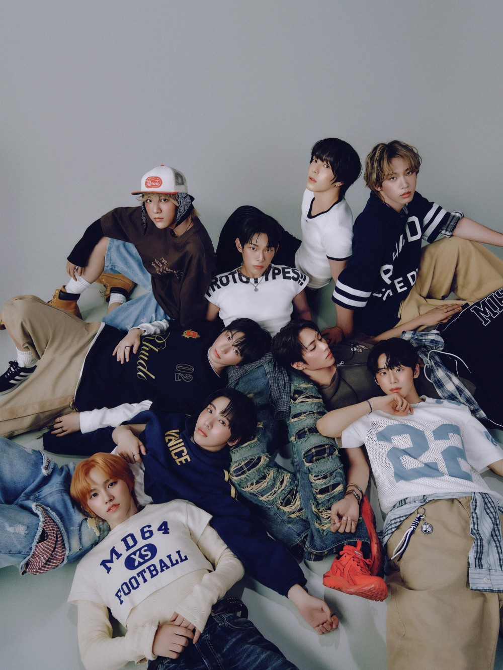 아홉(AHOF), 공식 팬클럽명 투표 돌입⋯본격 팬 소통 예고