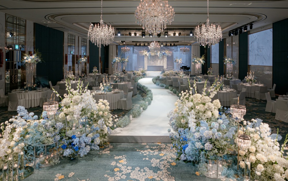 소피텔 앰배서더 서울, 웨딩 쇼케이스 성료…‘모네의 작품이 웨딩으로’