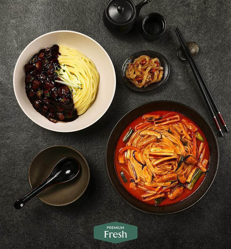 쿠팡 로켓프레시, ‘중식 대가 여경래 짜장·짬뽕’ 2종 선 출시…프리미엄 프레시 가정간편식 라인업 강화