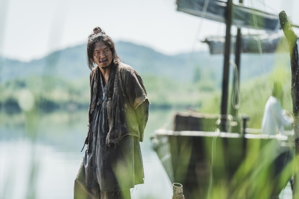 '탁류' 박지환, 또 다른 얼굴 선보인다…맵싸한 매력 가득한 왈패 무덕으로 변신