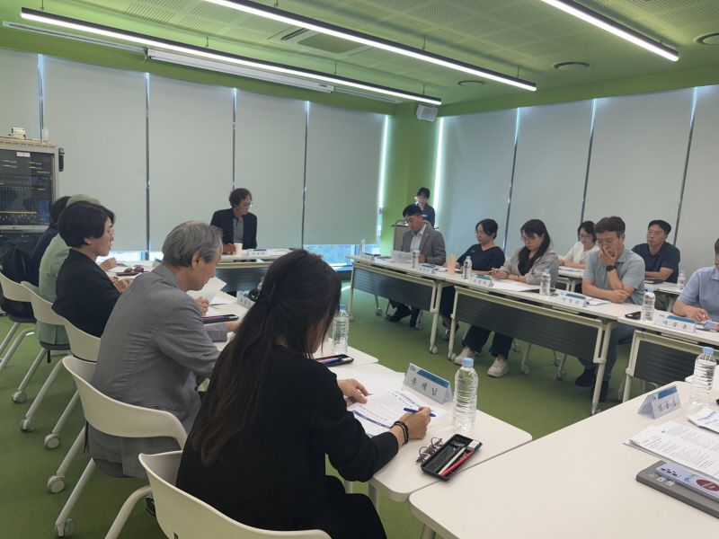 리박스쿨’ 관련 역사 왜곡 도서 열람 제한 제시