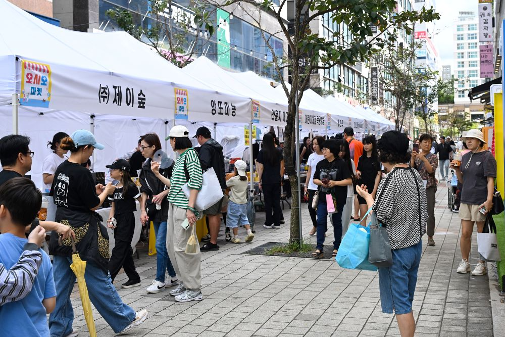 의정부시 민락2지구, 주말 도심이 축제로…'우수기업 박람회·플리마켓' 북적
