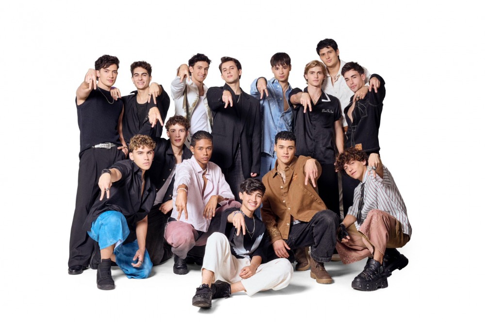 ‘하이브 라틴 男아이돌’ 산토스 브라보스, 내달 21일 데뷔…멕시코시티에서 콘서트 개최