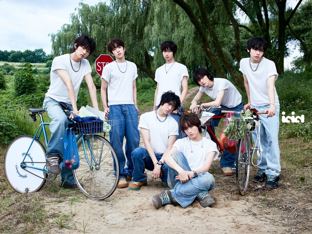 아이딧 미니 1집, 써클차트 주간 앨범 차트 1위…5세대 아이돌 시장 장악할 ‘메가 루키’