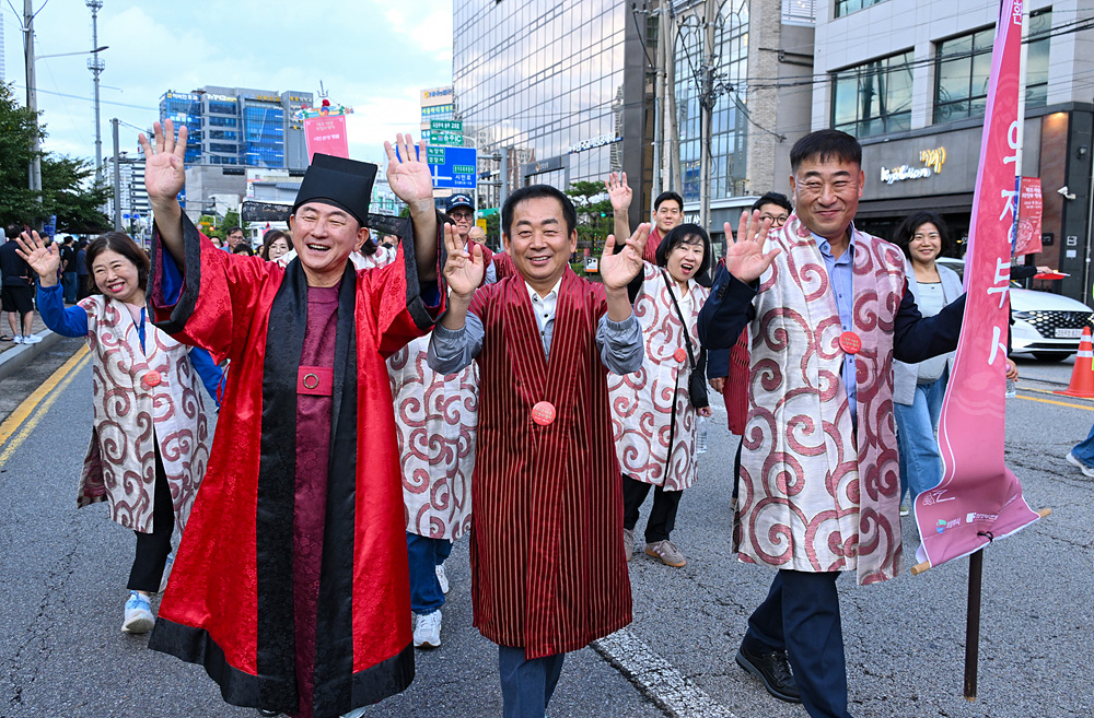 의정부시의회, 제40회 회룡문화제서 시민과 전통 나눠