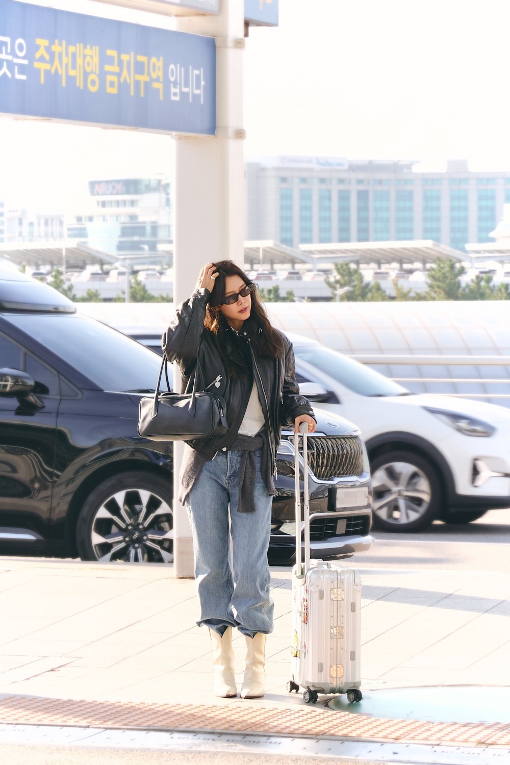 채정안, 파리 패션위크 초청…채정안표 시크로 패션계 주목