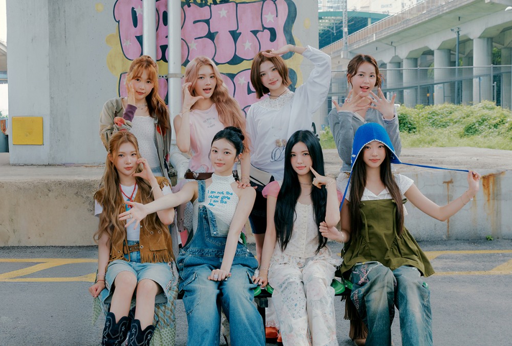 하츠투하츠와 함께하는 특별한 토요일…4일 ‘음악중심’ 단체 스페셜 MC 출격