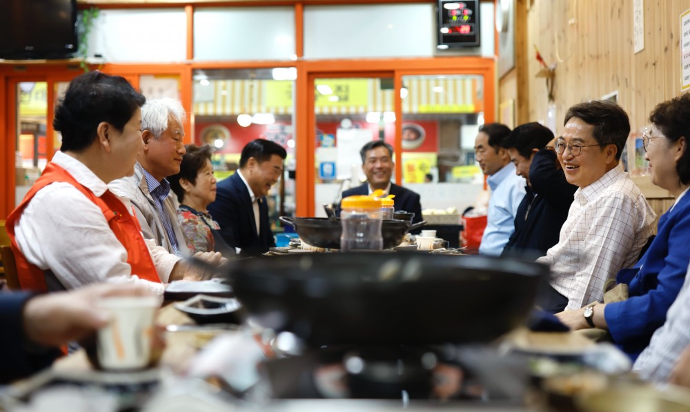 파주 문산자유시장 찾아 민생 현장 소통