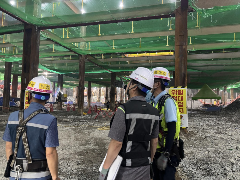 대형 건축공사장에 대한 안전점검