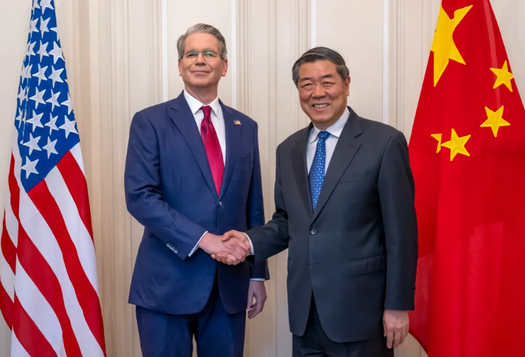 (상보) 베선트 “허리펑 부총리와 美中무역 구체적 논의...다음주 직접 만날 것”