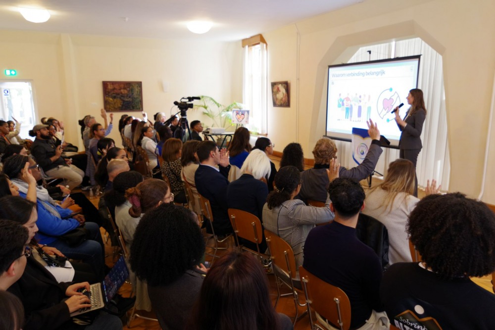 현지 시각으로 지난 18일 네덜란드 헤이그 브레데하우스(Vreedehuis)에서 평화 포럼이 열렸다. (HWPL 네덜란드·벨기에지부 제공)