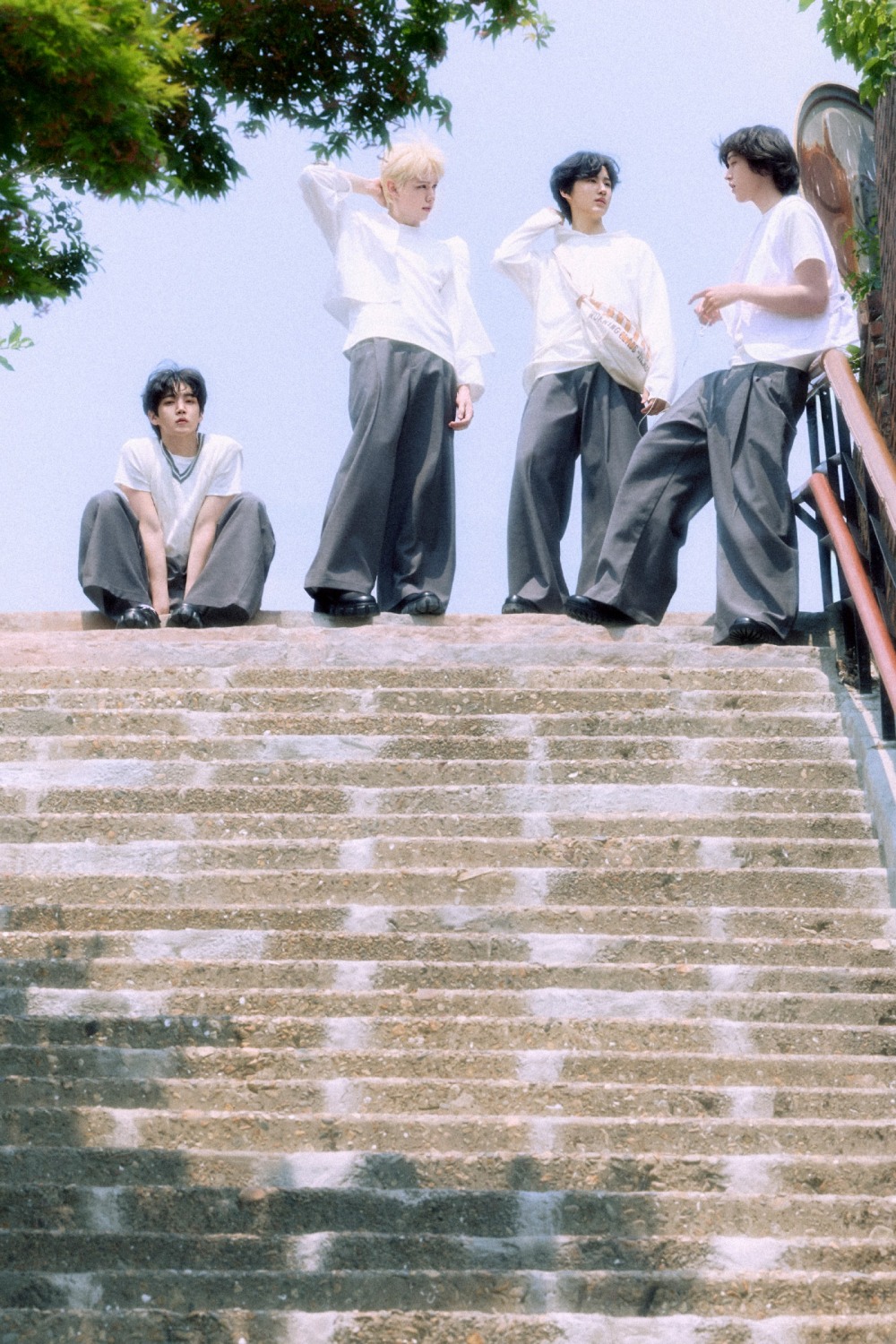 AxMxP, 오늘(23일) 타이틀곡 'Shocking Drama' 활동 시작…'청량+발랄' 매력 예고