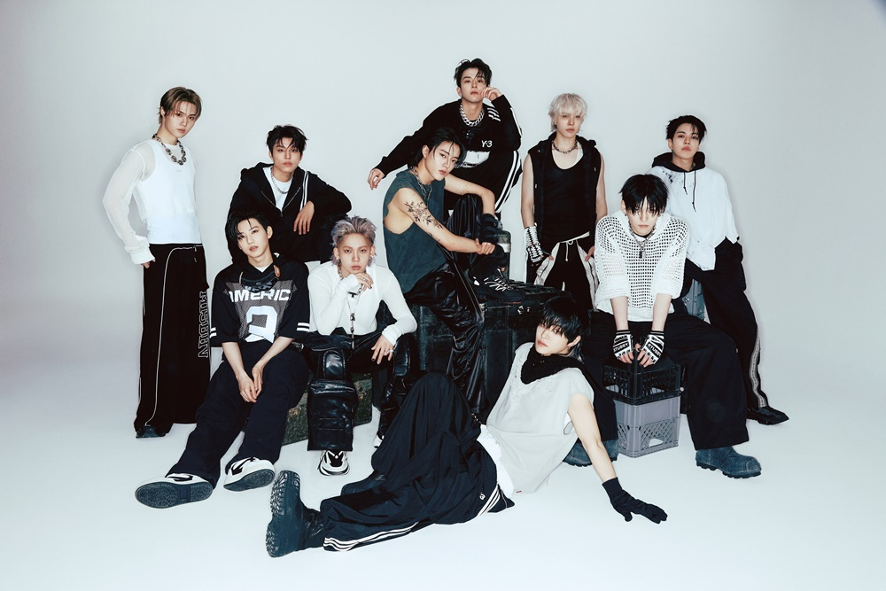 트레저, 일본 레코드협회 '플래티넘'·'골드' 추가 획득…현지 영향력 과시