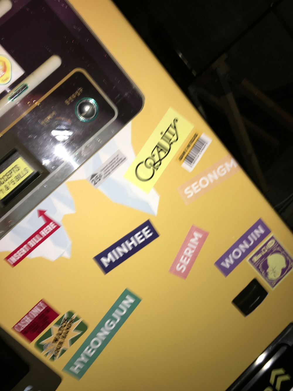 크래비티, ‘데어 투 크레이브 : 에필로그’ 오프라인 프로모션 공개…♥러비티와 특별한 만남