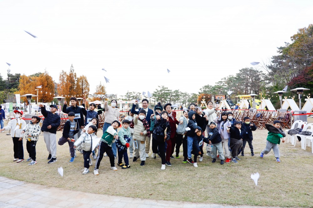 이천시 난생처음 도서관 2만 명 방문