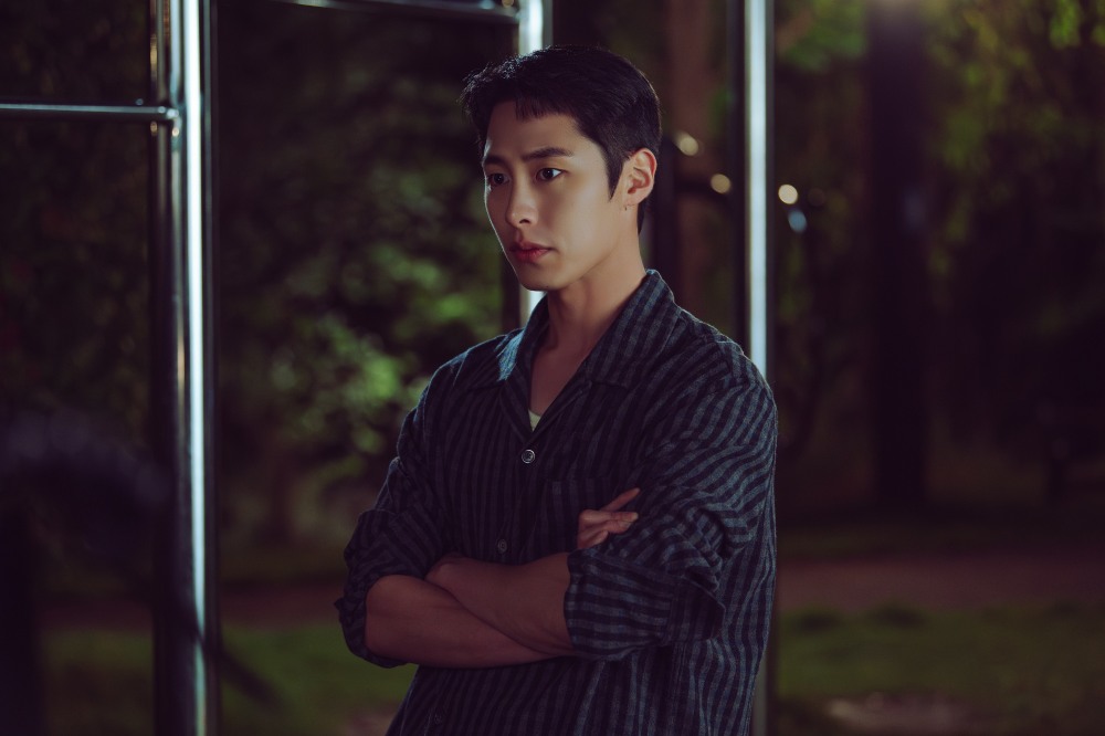 ‘마지막 썸머’ 이재욱, 최성은과 티키타카 케미→천재 건축가 다채로운 매력 발산