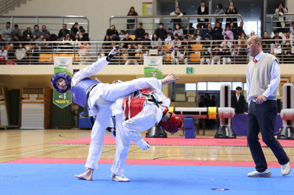 중국 셴닝시 태권도 대표단 초청 교류_친선 대련