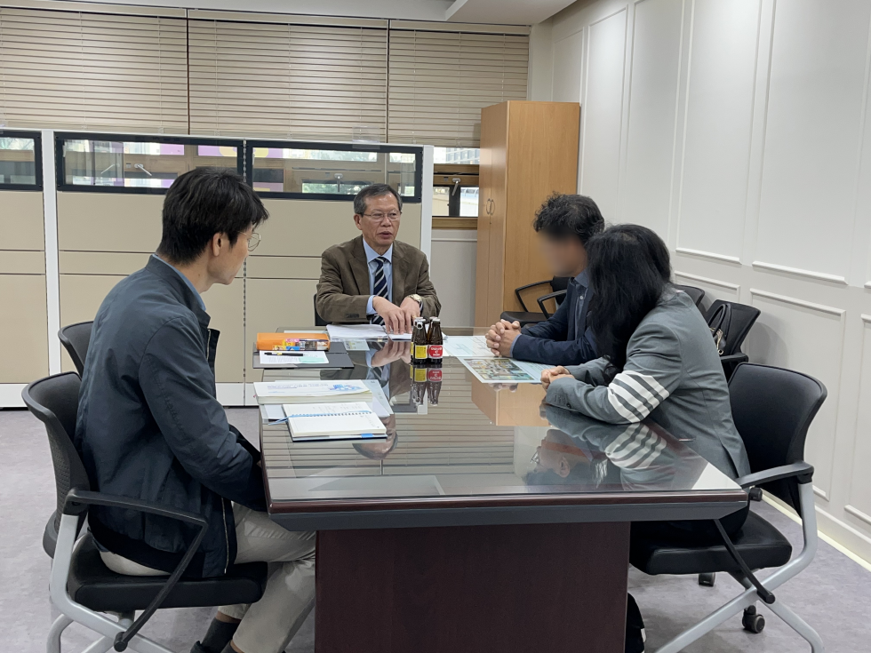 의왕시 옴부즈만_테이블 중앙 차태환 옴부즈만