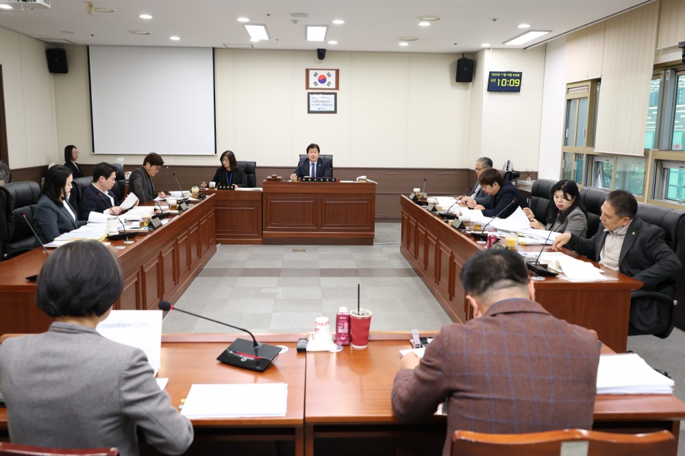 용인특례시의회 자치행정위원회 행정사무감사